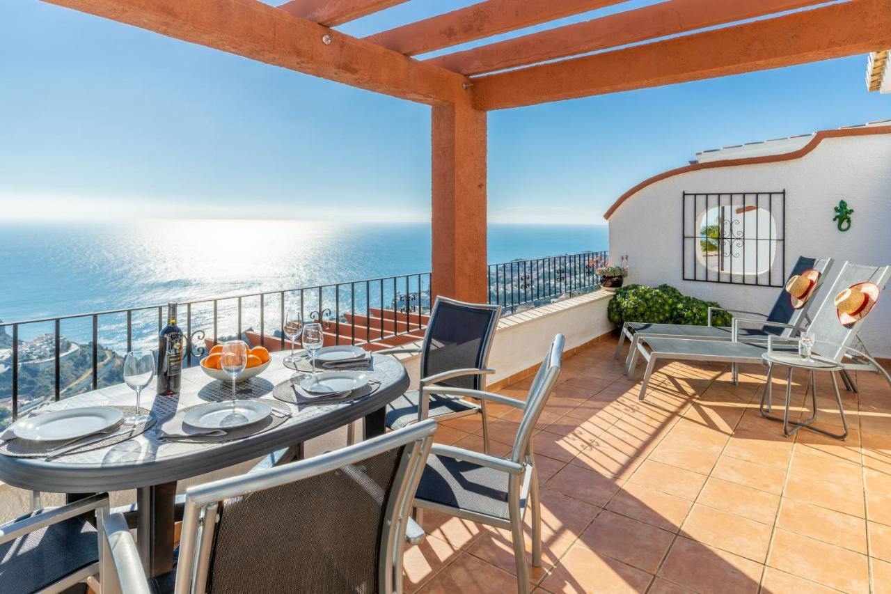 180-degrees Sea View With Pool Appartamento *